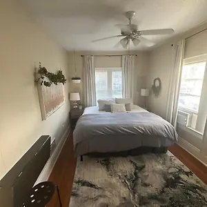 Beautiful Private With King Size Bed In Downtown Orlando